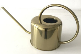 Z bakrom prevlečena posoda za zalivanje