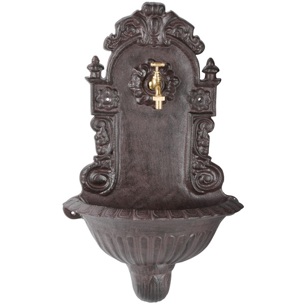 Stenski vodnjak iz litega železa