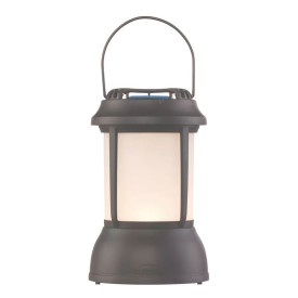 Termo svetilka Thermacell, ki odganja komarje na terasi