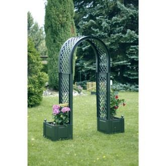 Rožni lok z zelenim sadilnikom